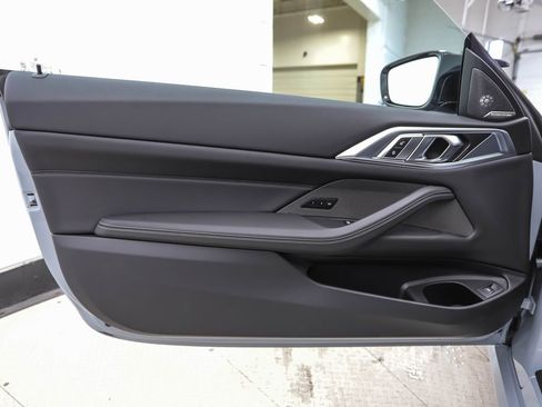 Used 2026 BMW 440i xDrive Coupe w/ Premium Package AWD/4WD image 9