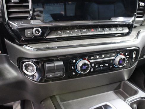 Used 2023 Chevrolet Silverado 1500 ZR2 image 62