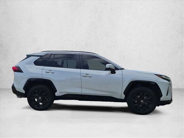 Certified 2022 Toyota RAV4 SE w/ Convenience Package AWD/4WD image 4