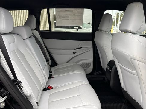 New 2026 Jeep Cherokee Laredo image 17