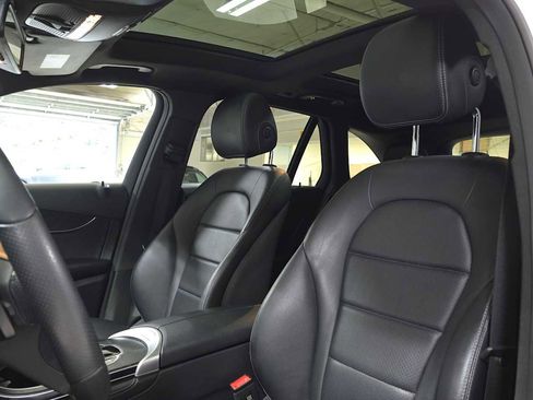 Certified 2018 Mercedes-Benz GLC 300 4MATIC image 21