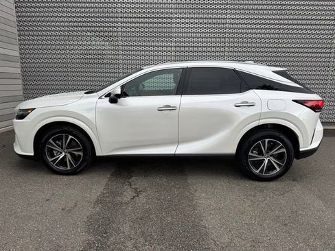 Used 2023 Lexus RX 350 Premium w/ Accessory Package FWD image 2
