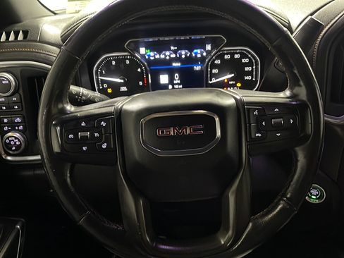 Used 2020 GMC Sierra 2500 AT4 w/ AT4 Premium Package AWD/4WD image 4