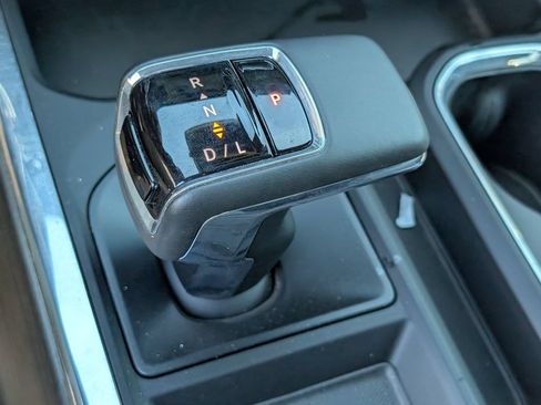 Used 2025 Chevrolet Silverado 1500 High Country AWD/4WD image 20