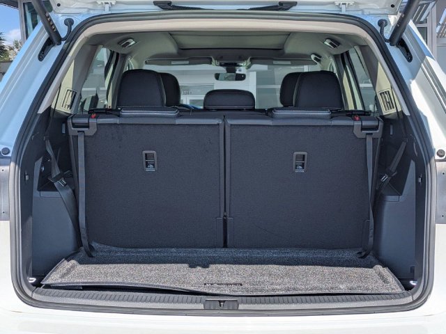 New 2026 Volkswagen Atlas SE FWD image 13