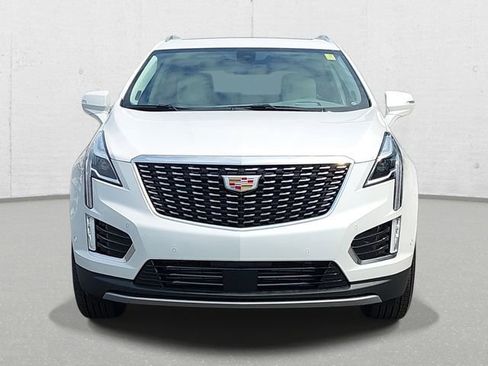 Used 2025 Cadillac XT5 Premium Luxury w/ Technology Package AWD/4WD image 2