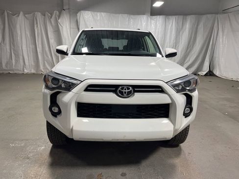Used 2024 Toyota 4Runner SR5 image 2