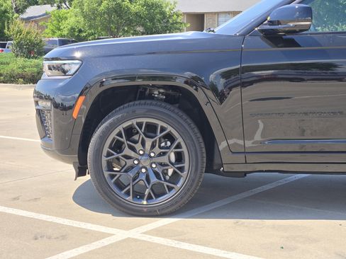 New 2026 Jeep Grand Cherokee L Summit AWD/4WD image 5