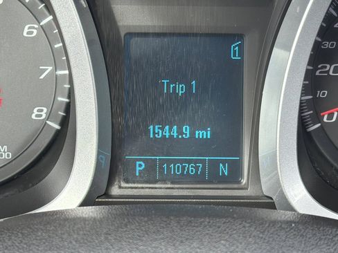 Used 2011 Chevrolet Equinox LT w/ Driver Convenience Package image 24