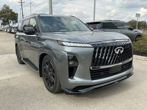 Certified 2026 INFINITI QX80 4WD image 9