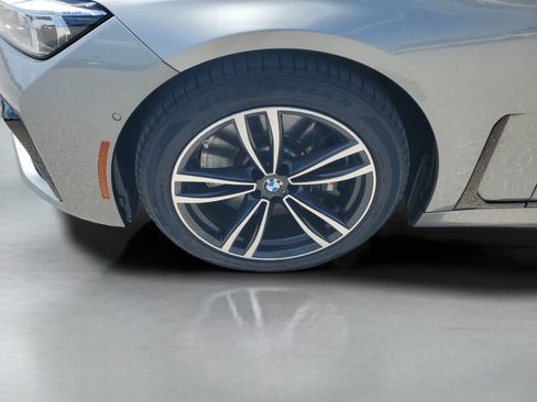Used 2021 BMW 750i xDrive w/ Luxury Rear Seating Package AWD/4WD image 26
