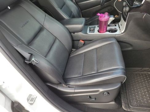 Used 2020 Jeep Grand Cherokee Summit w/ Platinum Series Group image 7