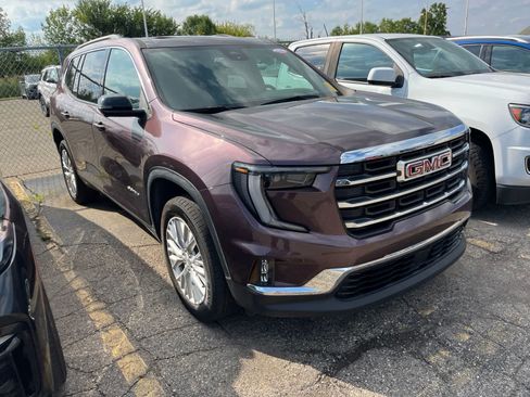 Used 2024 GMC Acadia Elevation AWD/4WD image 19