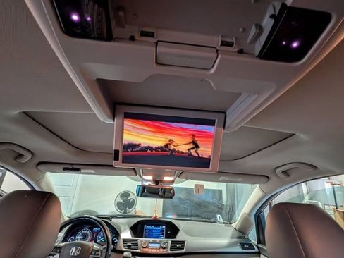 Used 2014 Honda Odyssey EX-L image 10