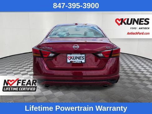 Used 2024 Nissan Altima 2.5 SV w/ SV Premium Package FWD image 6