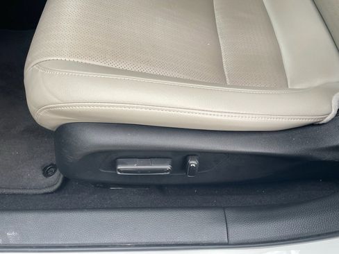 Used 2023 Honda Civic Sport Touring image 9