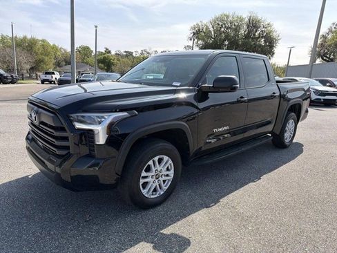 Used 2024 Toyota Tundra SR5 w/ SR5 Premium Package image 5