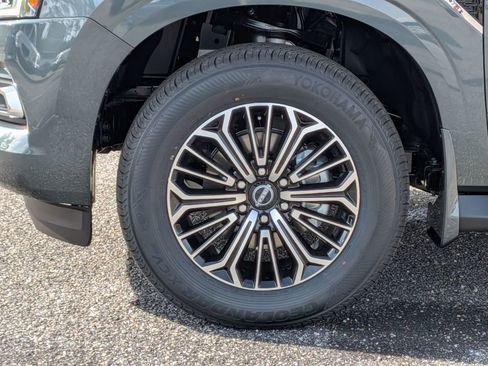 New 2026 Nissan Armada SL w/ Captain's Chari Seat Package image 11