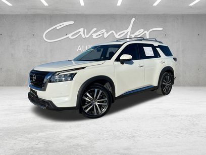 Used 2023 Nissan Pathfinder Platinum