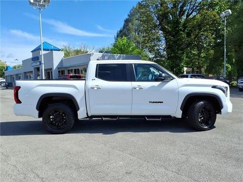 Used 2024 Toyota Tundra SR5 w/ SR5 Premium Package AWD/4WD image 7