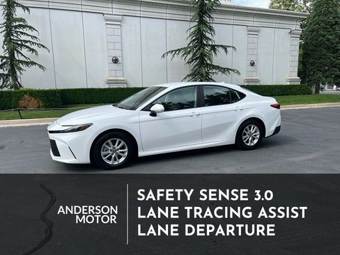 Used 2026 Toyota Camry LE FWD image 1