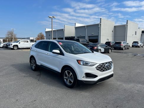 Used 2020 Ford Edge SEL image 11