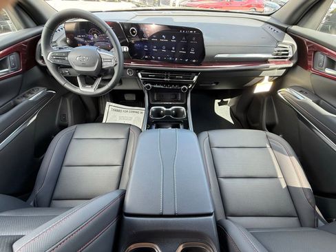 New 2026 Chevrolet Traverse Z71 AWD/4WD image 18