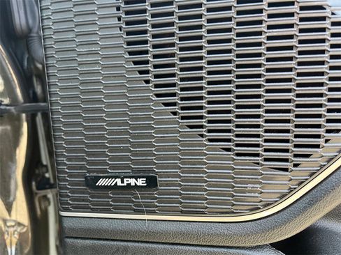 Used 2022 Jeep Grand Cherokee L Limited image 27