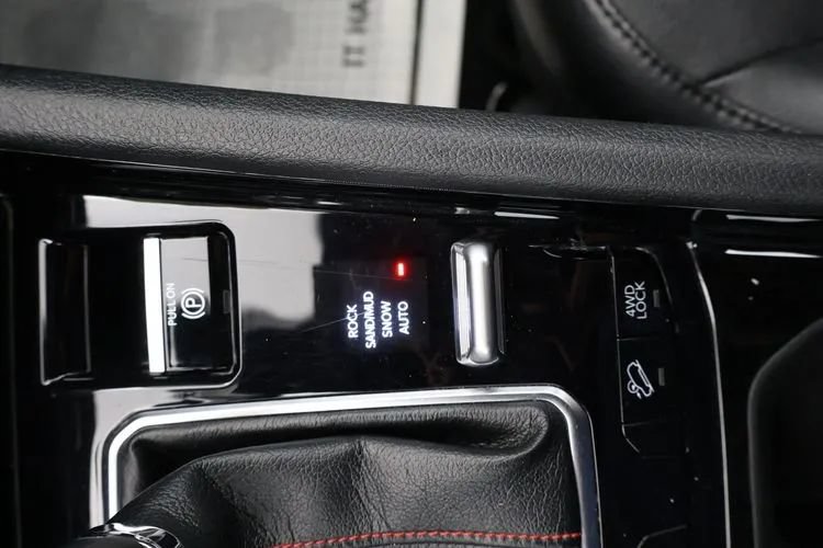 Used 2023 Jeep Compass Trailhawk AWD/4WD image 33