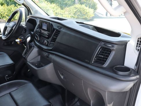 Used 2024 Ford Transit 250 148 Medium Roof RWD image 40