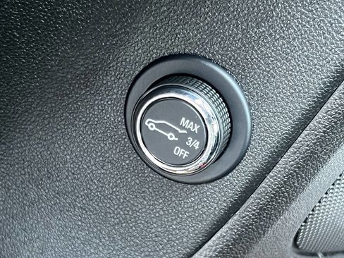 Used 2025 Chevrolet Blazer Premier w/ Driver Confidence II Package image 35