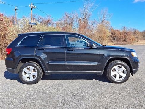 Used 2013 Jeep Grand Cherokee Laredo image 7