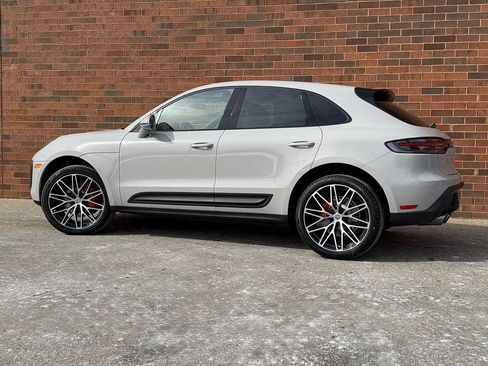 New 2026 Porsche Macan S image 3