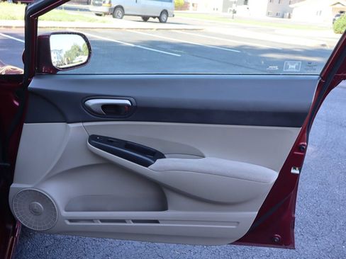 Used 2010 Honda Civic LX image 26