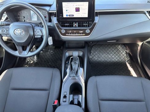 Used 2025 Toyota Corolla LE FWD image 14
