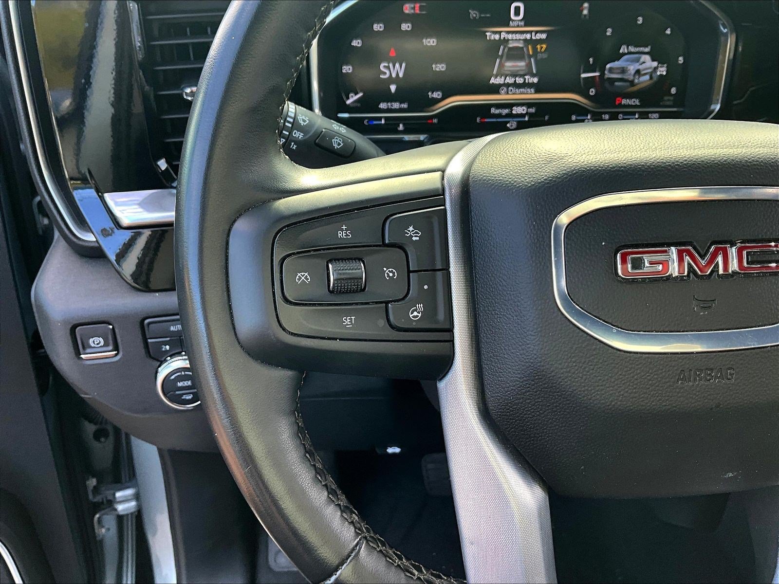 Used 2025 GMC Sierra 1500 SLT AWD/4WD image 12