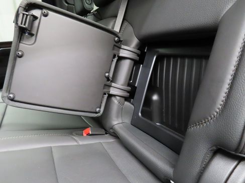 Used 2024 GMC Sierra 3500 Denali w/ Denali Reserve Package image 78