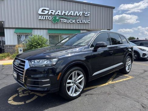 Used 2018 Audi Q7 3.0T Prestige AWD/4WD image 3