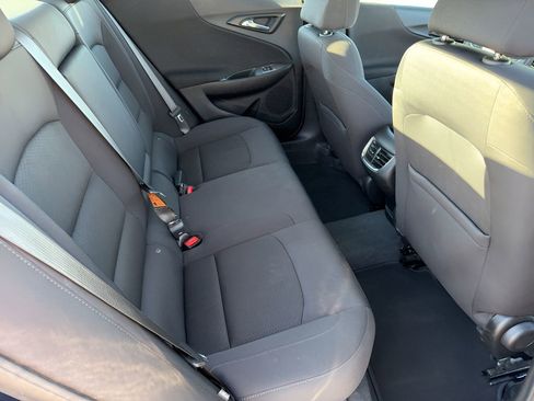 Used 2022 Chevrolet Malibu LT image 12