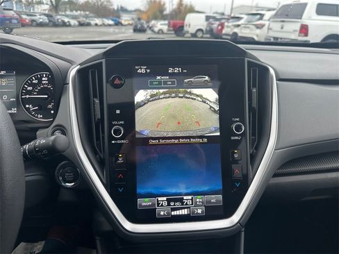Used 2024 Subaru Crosstrek 2.0i Premium image 19