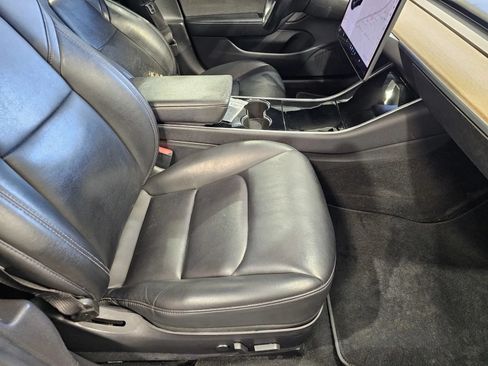 Used 2018 Tesla Model 3 RWD image 7