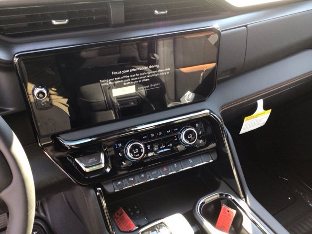 New 2026 GMC Sierra 1500 AT4 w/ AT4 Premium Package AWD/4WD image 15