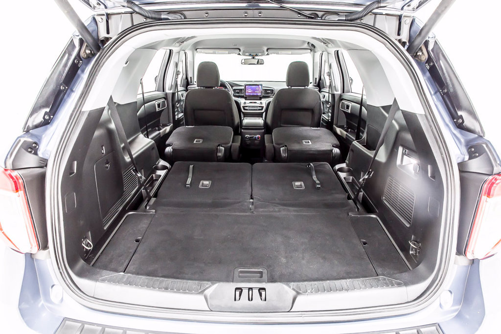 Used 2021 Ford Explorer XLT AWD/4WD image 38