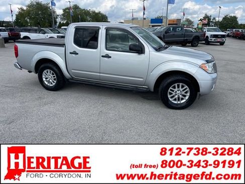 Used 2016 Nissan Frontier SV RWD image 1