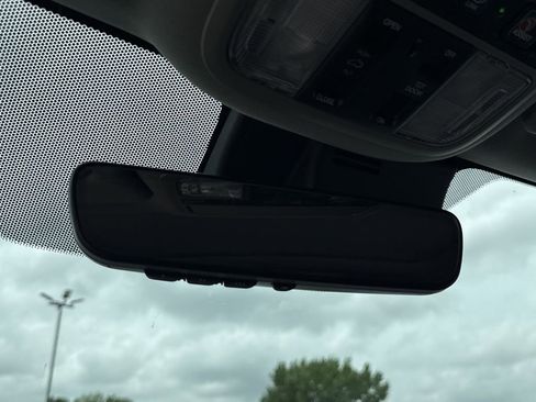 Used 2019 Honda Pilot Touring image 22