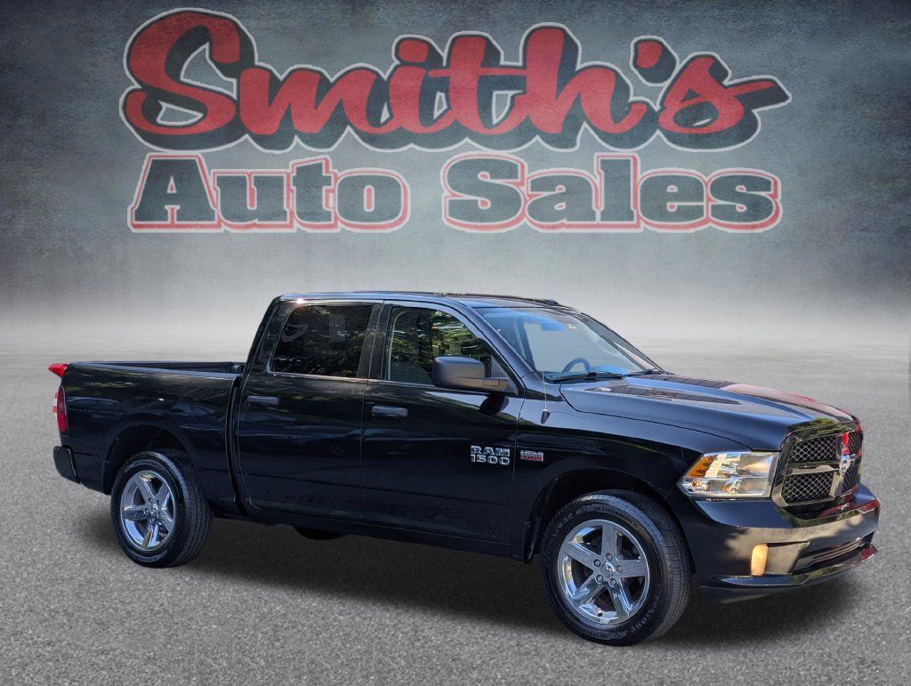 Used 2015 RAM 1500 Express AWD/4WD image 1