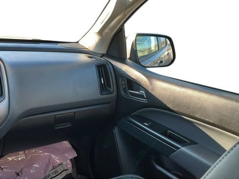 Used 2018 Chevrolet Colorado Z71 image 27