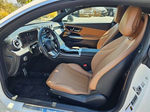 Used 2025 Mercedes-Benz CLE 300 4MATIC Coupe w/ AMG Line image 17