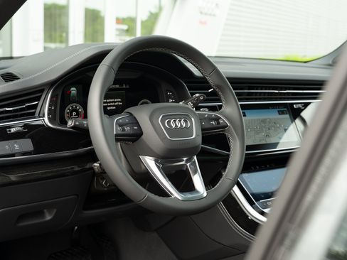 New 2026 Audi Q7 2.0T Premium Plus AWD/4WD image 11