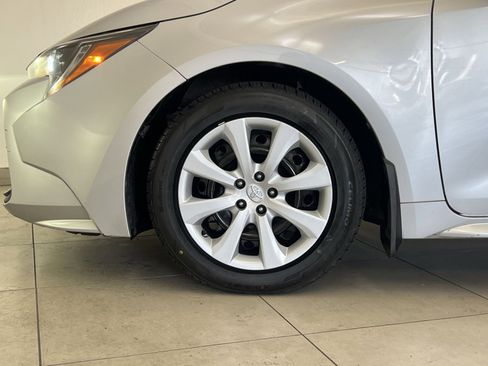 Used 2023 Toyota Corolla LE image 10